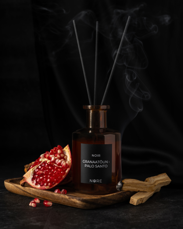 Granaatõun•palo santo kodulõhnastaja 200ml